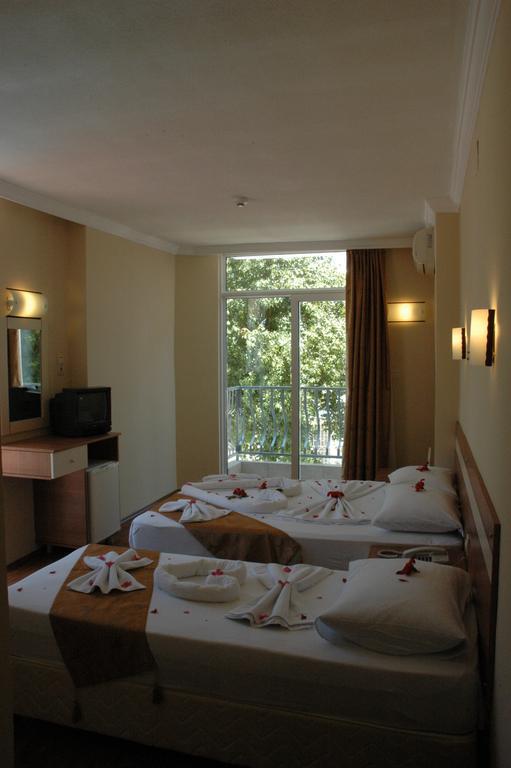 Ercan Han Hotel İçmeler Quarto foto